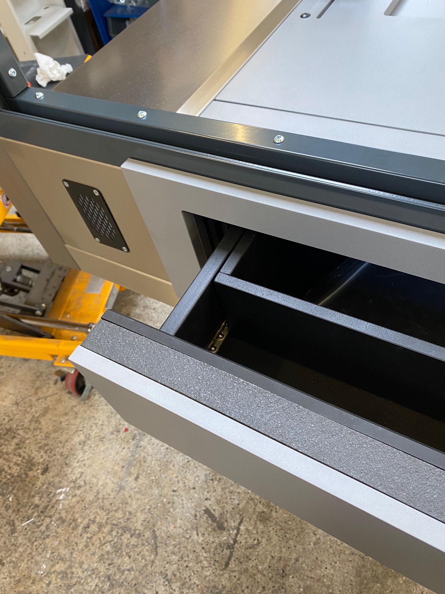 Architectural Armour A Range of Cash Trays and Scoops in stock